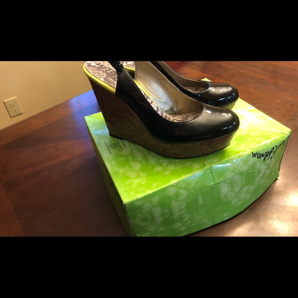 Sam Elderman sling back wedge. - Picture 3 of 3